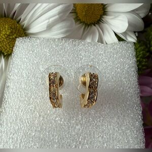 Vintage Swarovski Crystal and Gold Tone Mini scalloped hoops Post Earrings